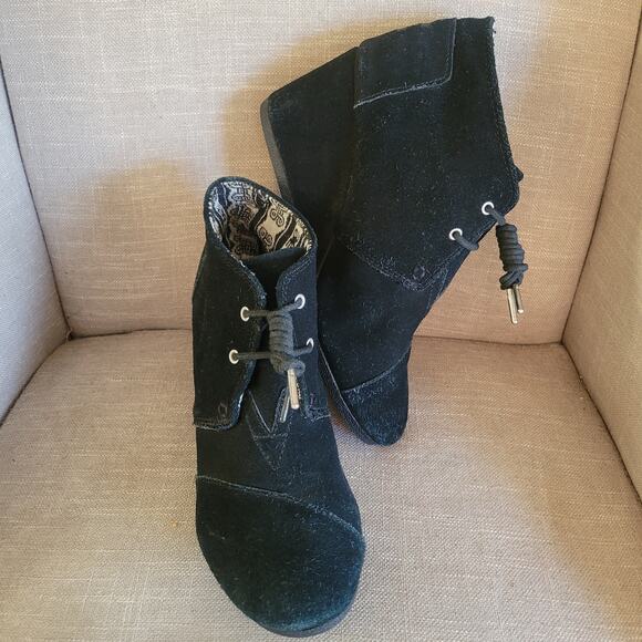 TOMS Womens Desert Wedge Black Suede Wedge Lace-Up Ankle Bootie Mid Heel Boot✨️9 - Picture 11 of 12
